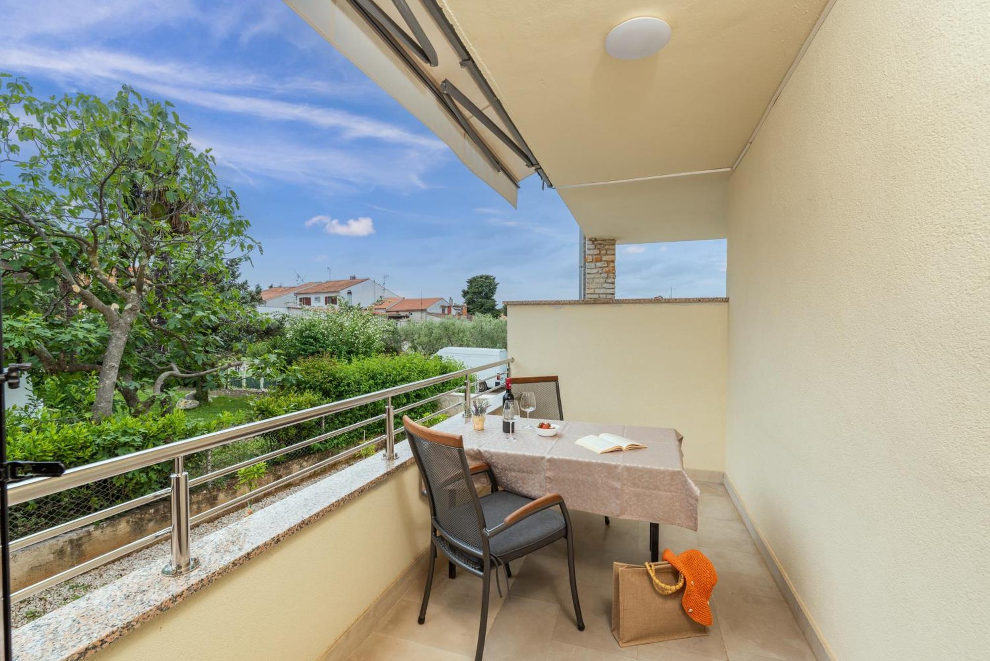 Apartments Marizela Poreč Eksteriør bilde