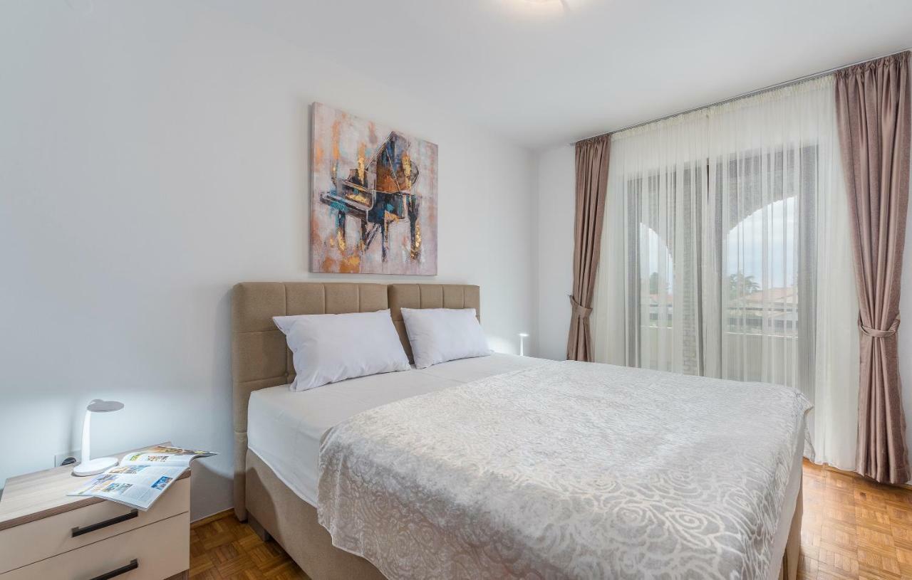Apartments Marizela Poreč Eksteriør bilde