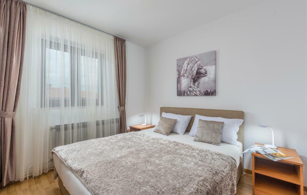 Apartments Marizela Poreč Eksteriør bilde