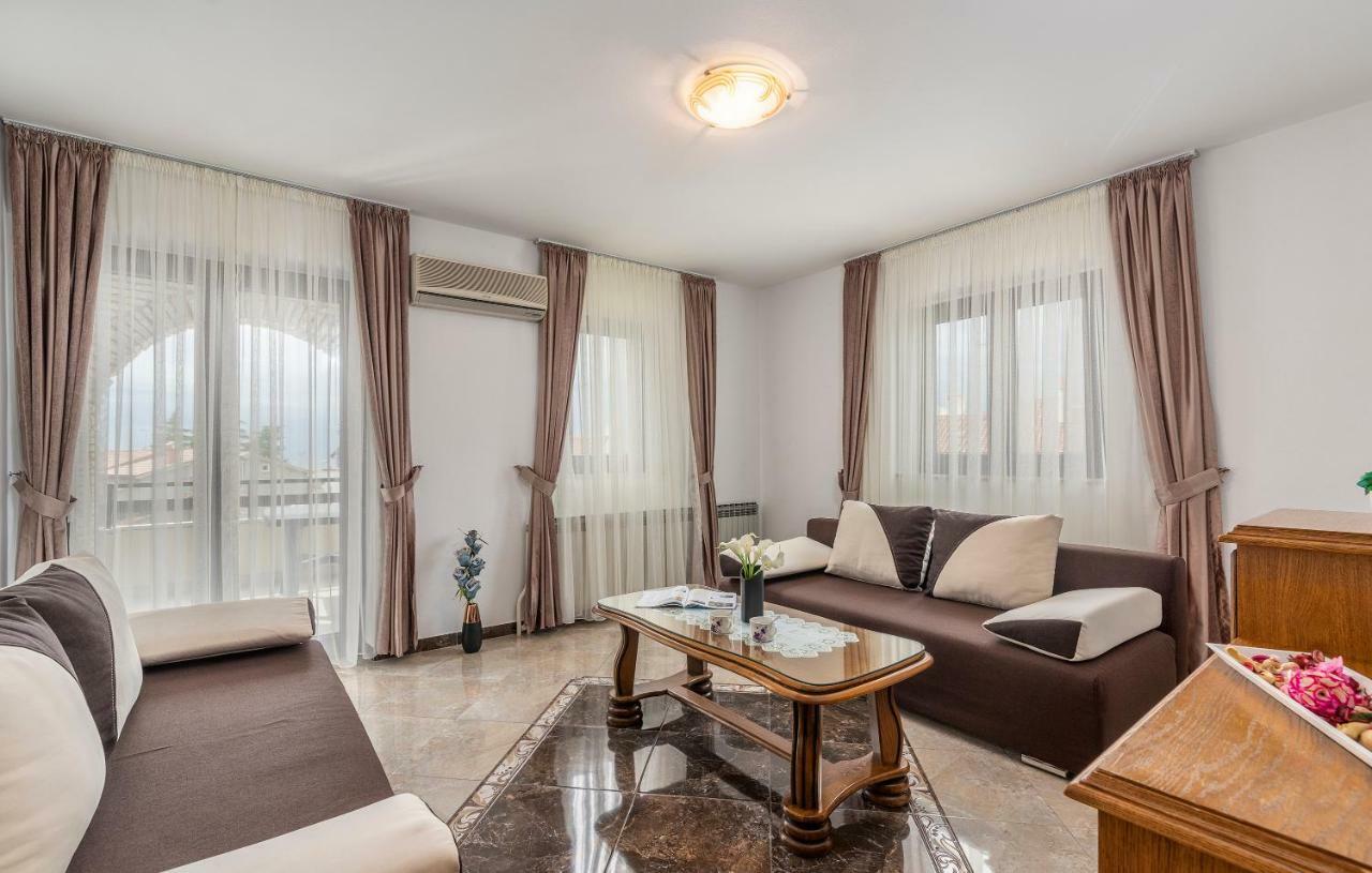 Apartments Marizela Poreč Eksteriør bilde